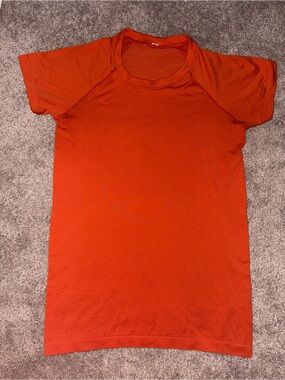 lululemon athletica Orange Short Sleeve Crew Tee